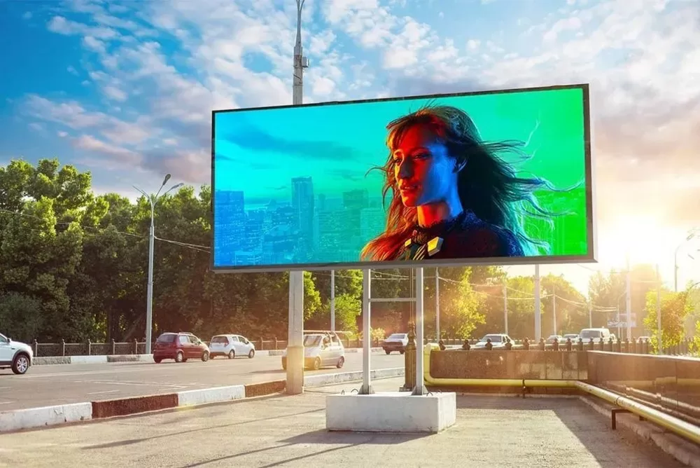 Boost Digital Signage Success with High-Quality Display Screens