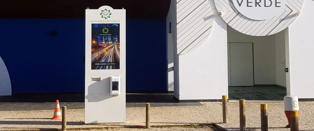 The Solar-Powered Electricity Kiosk Revolution